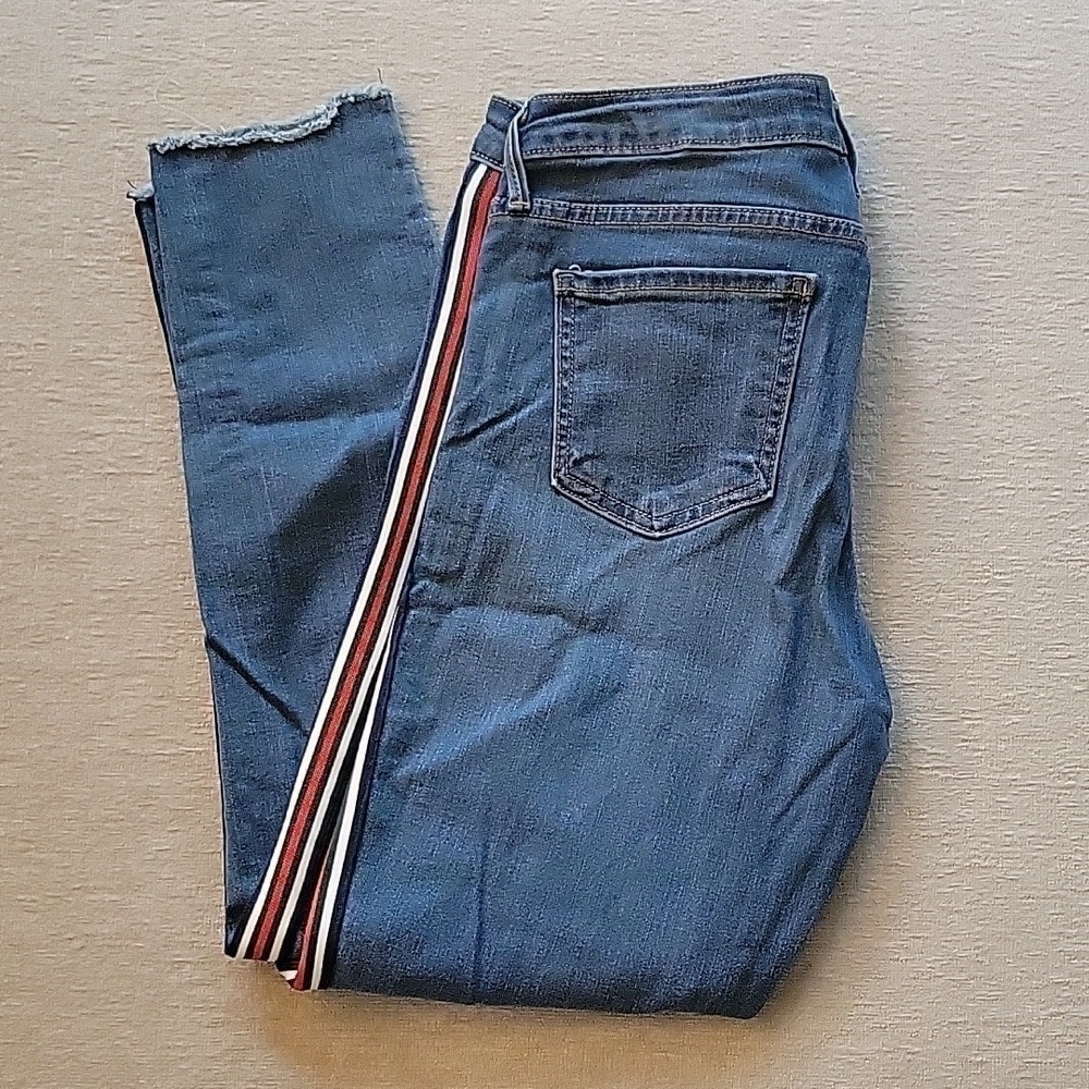 JUST BLACK cropped denim, raw hem jeans.  Stripe down the outer seam. 9" rise